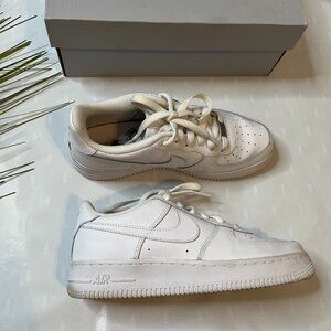 Nike Air Force 1 (AF1) - Sz 5.5 Youth / 7 Women